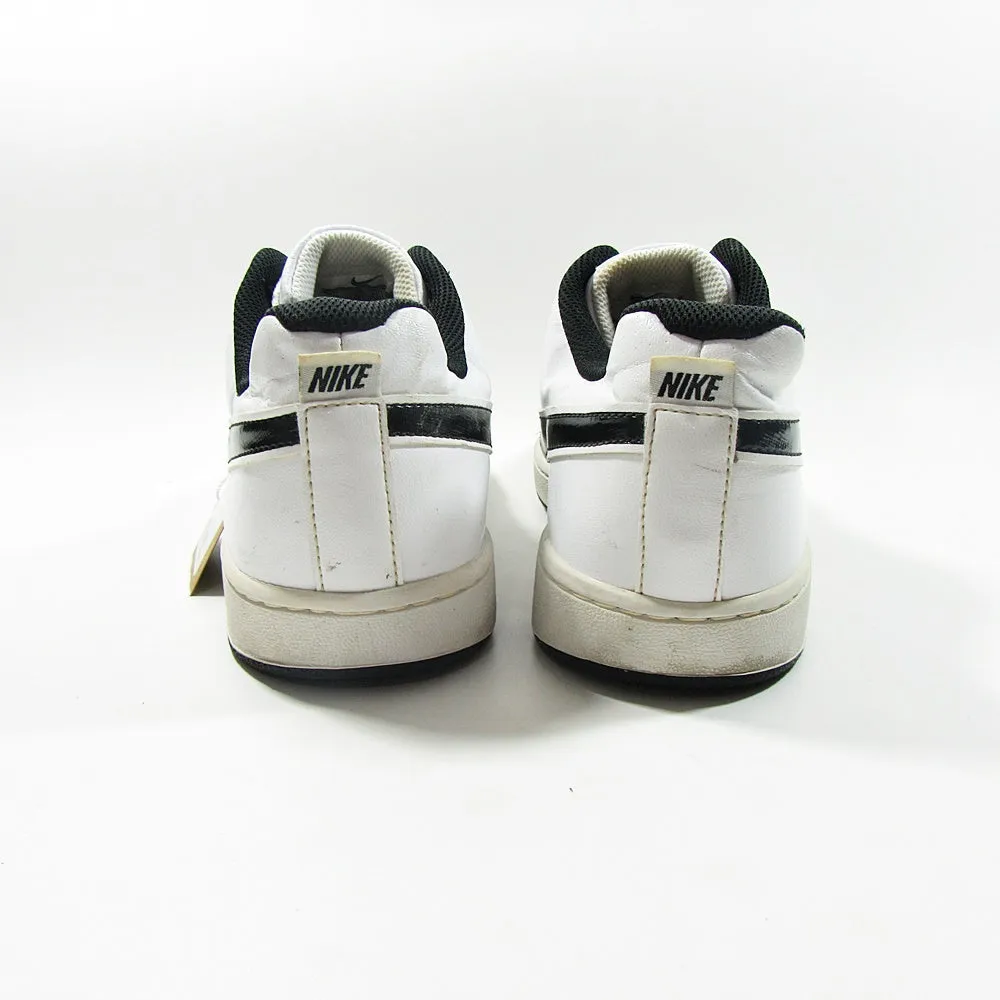 NIKE Back Board Ii