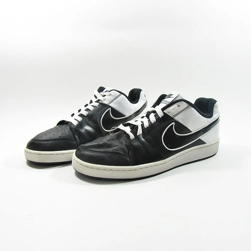 NIKE Back Board Ii